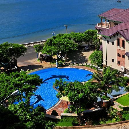 Beachfront Hotel Vung Tau Exterior photo